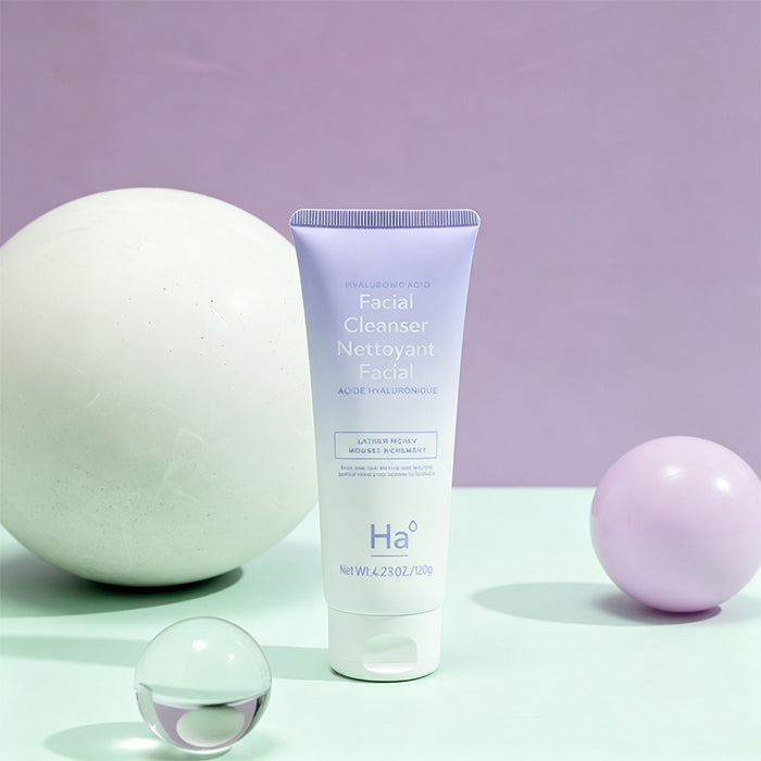 MINISO Hyaluronic acid facial cleanser