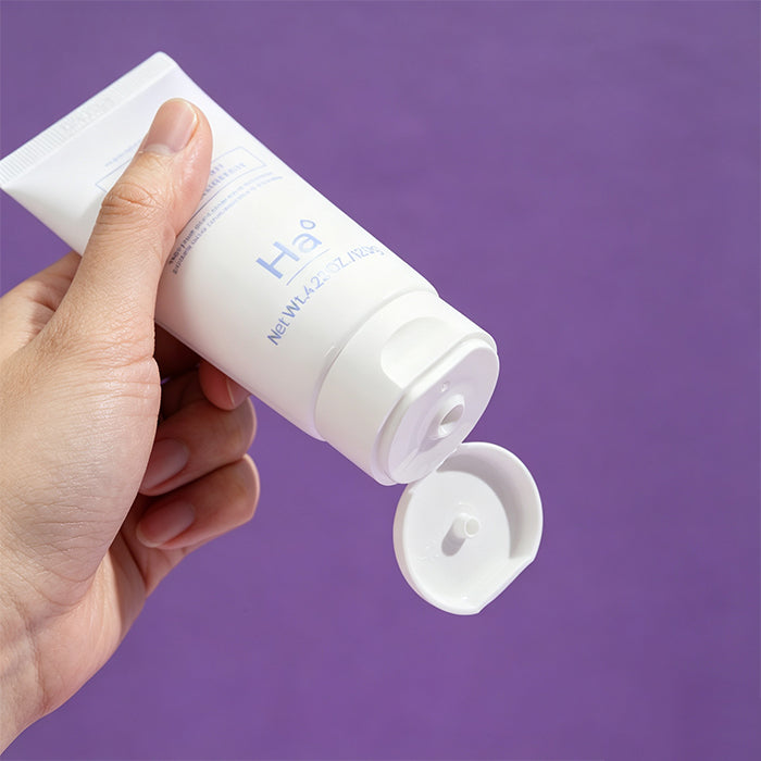 MINISO Hyaluronic acid facial cleanser